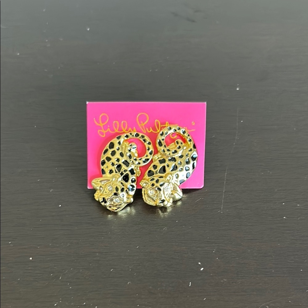 Lilly Pulitzer Lying Leopard Pierced Earrings NEW